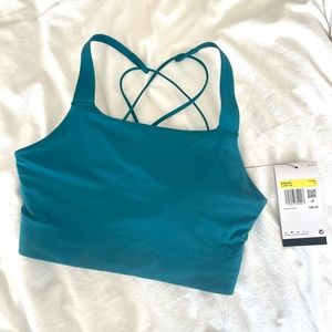Nike Swoosh Luxe Women's Medium-Support Padded Sports Bra
